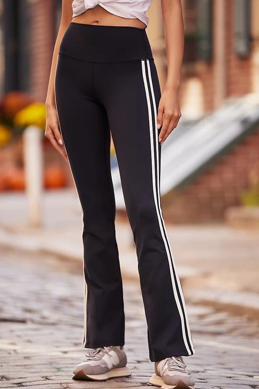 * Hot Sale Splits59 Raquel High-Waisted Supplex Flare Leggings Black & White | Leggings & Bottoms